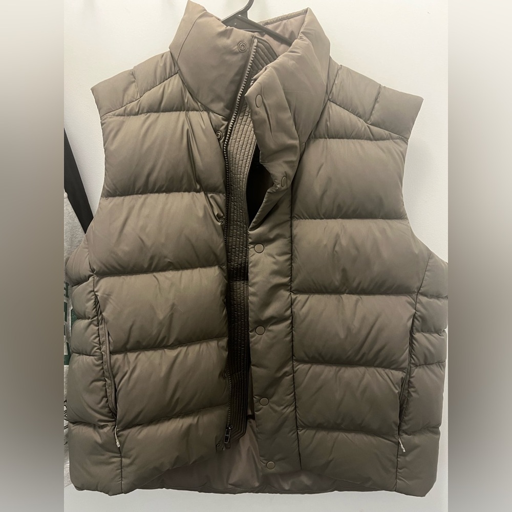 Mens lululemon puffer vest